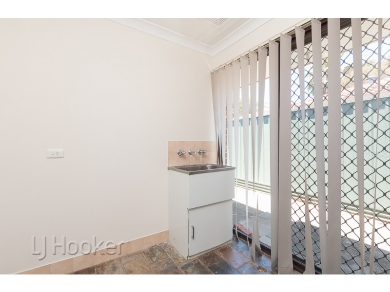 24 Carnegie Loop, Cooloongup WA 6168