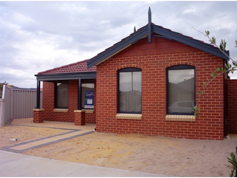 24 Epsilon Drive, Rockingham WA 6168