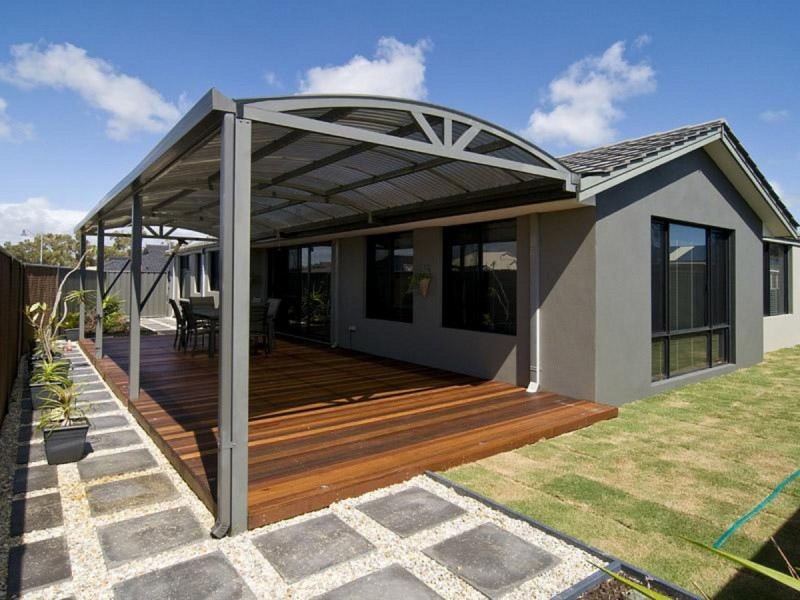 22 Claibourne Road, Secret Harbour WA 6173