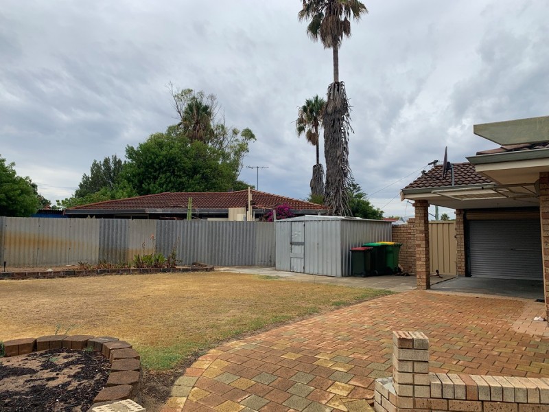 7 Rakoa Place, Cooloongup WA 6168