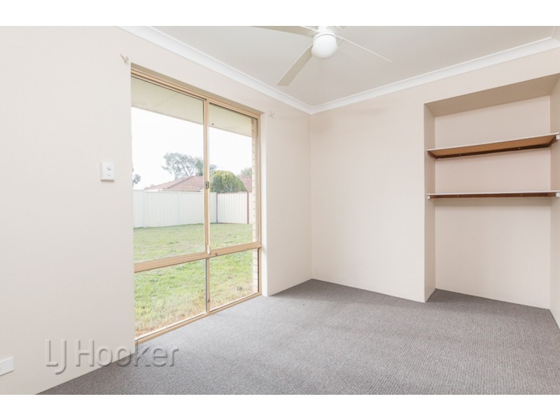 9 Fortescue Road, Cooloongup WA 6168