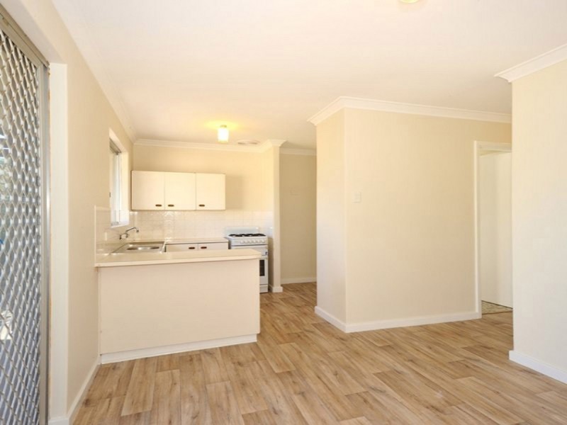 16 Westerly Way, Cooloongup WA 6168