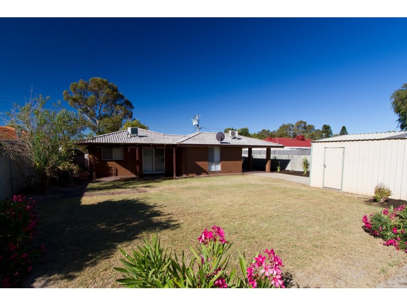 16 Westerly Way, Cooloongup WA 6168