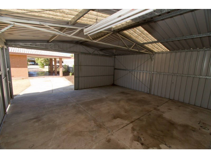 16 Westerly Way, Cooloongup WA 6168