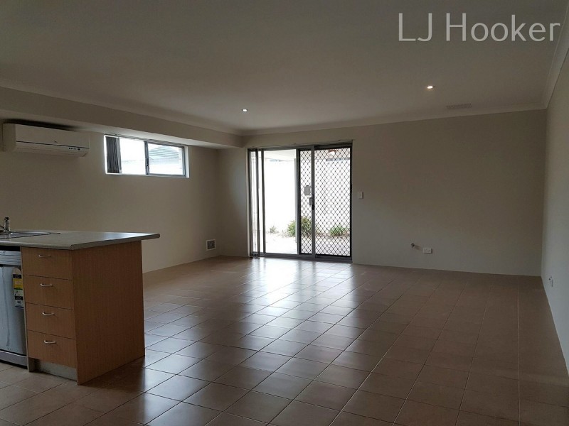 16 Jims Crescent, Secret Harbour WA 6173