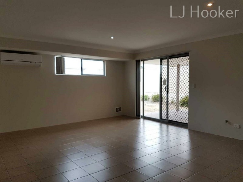 16 Jims Crescent, Secret Harbour WA 6173