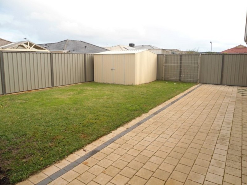 6 Renmark Road, Baldivis WA 6171