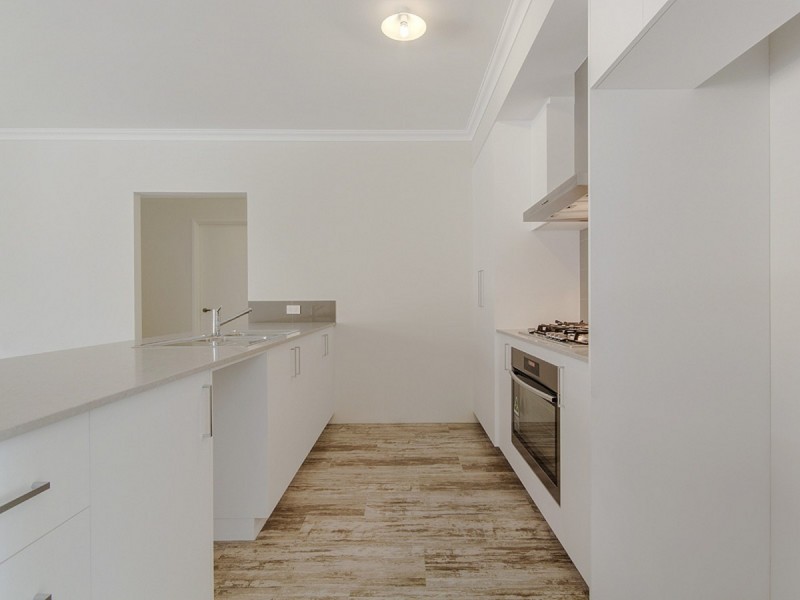 8A McKenzie Road, Shoalwater WA 6169