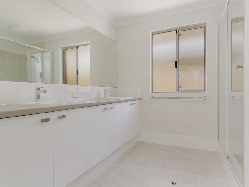 8A McKenzie Road, Shoalwater WA 6169