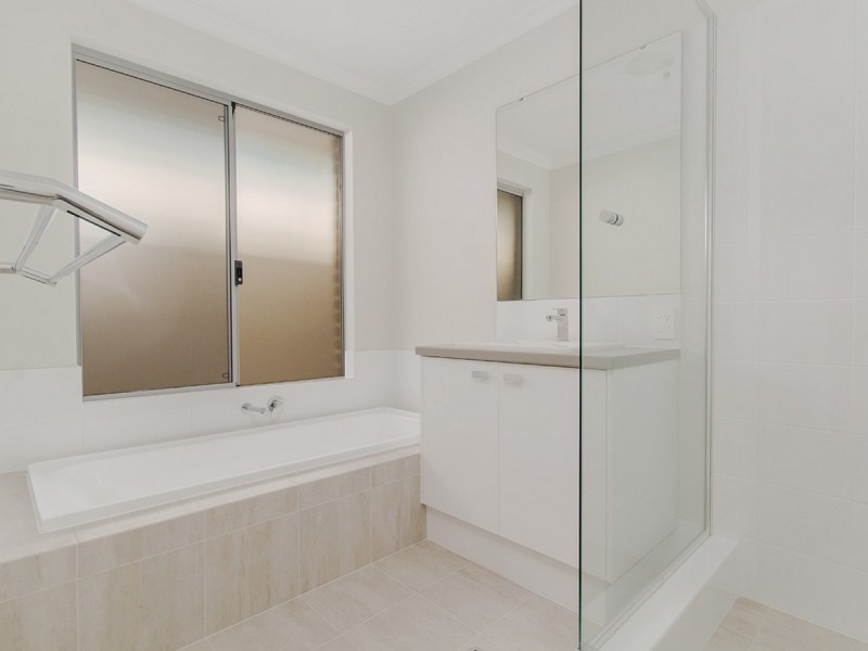 8A McKenzie Road, Shoalwater WA 6169