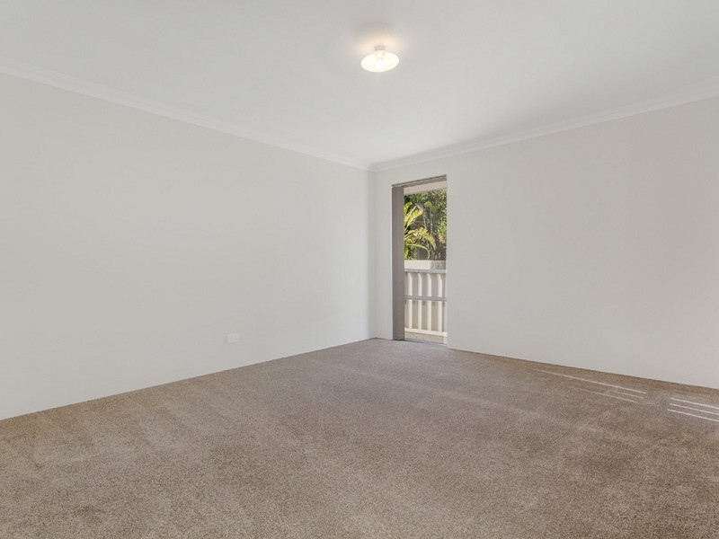 8A McKenzie Road, Shoalwater WA 6169