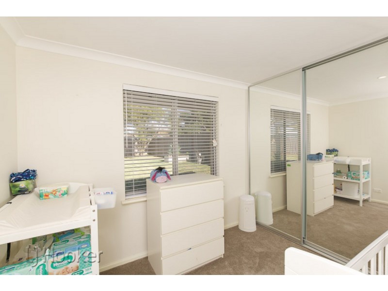 30 Rand Avenue, Waikiki WA 6169