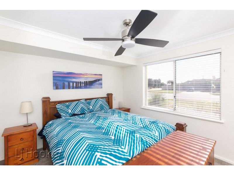 30 Rand Avenue, Waikiki WA 6169