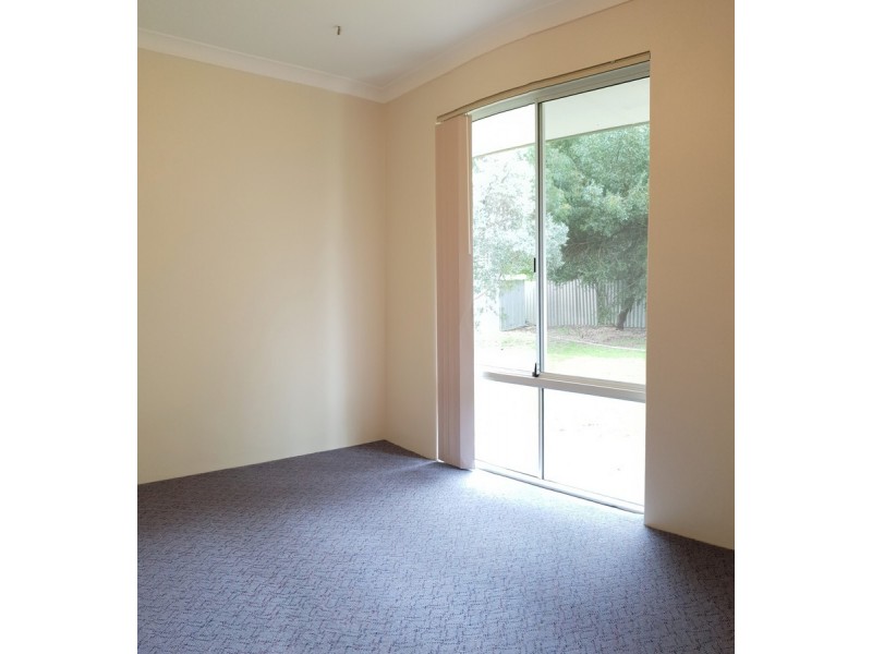 13 Crystaluna Drive, Golden Bay WA 6174