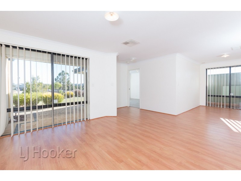 12 Searchers Crescent, Baldivis WA 6171