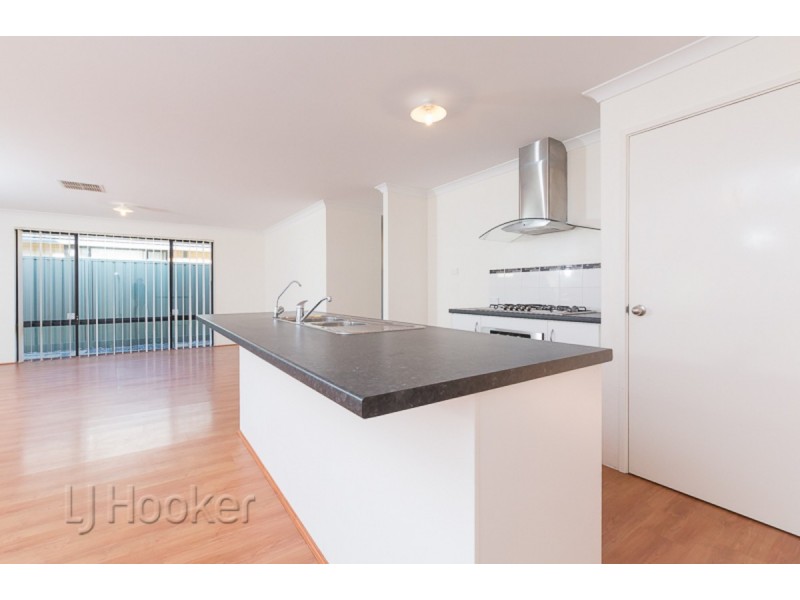 12 Searchers Crescent, Baldivis WA 6171