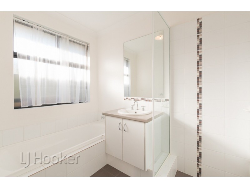 12 Searchers Crescent, Baldivis WA 6171