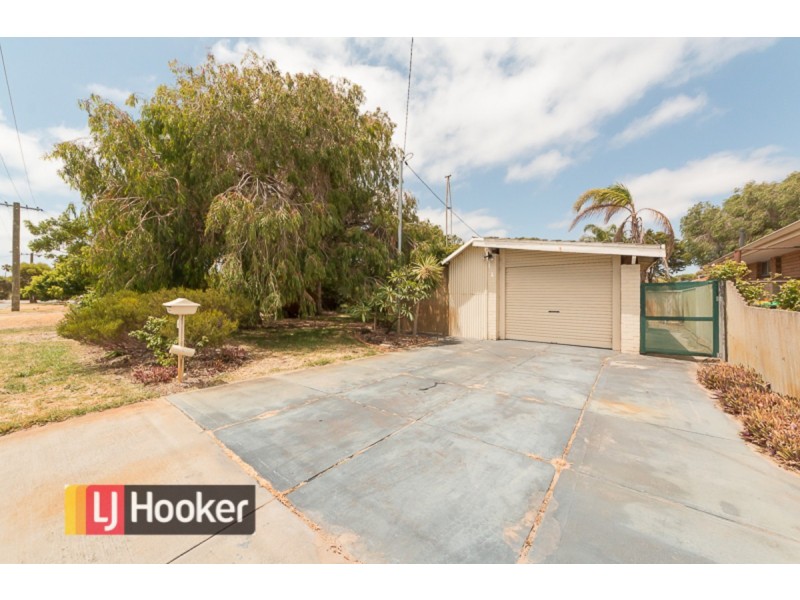 8 Pictor Court, Rockingham WA 6168