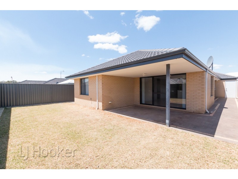 19 Ravensfield Road, Baldivis WA 6171