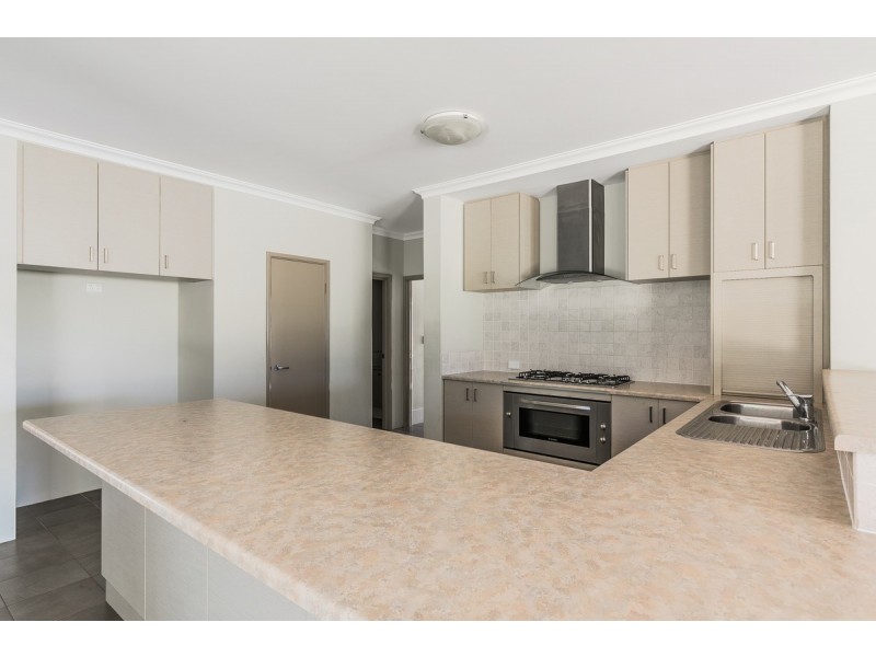 40 Usher Meander, Baldivis WA 6171