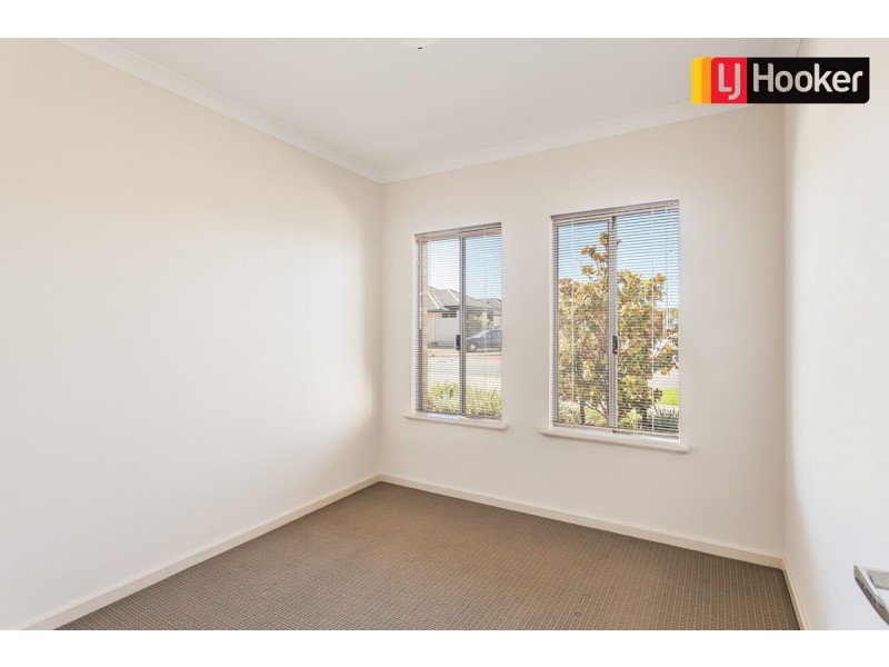 2/133 Harrington Waters Drive, Waikiki WA 6169