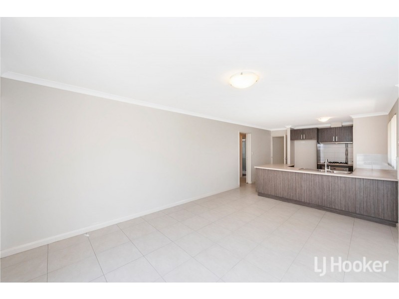 9 D’Arcole Turn, Secret Harbour WA 6173