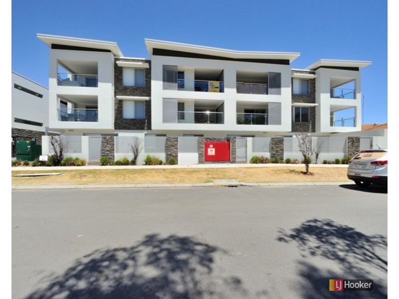 13/12 Westralia Gardens, Rockingham WA 6168
