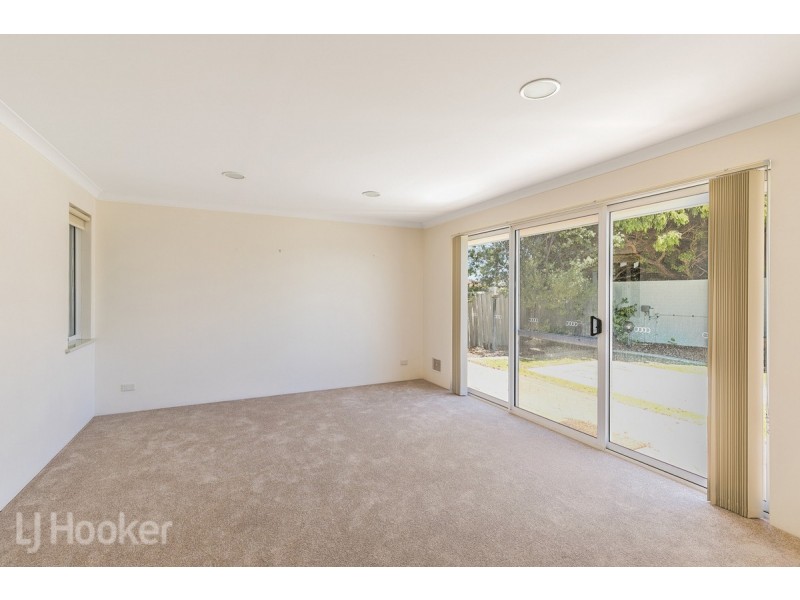 129 Penguin Road, Safety Bay WA 6169