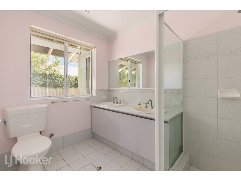 129 Penguin Road, Safety Bay WA 6169