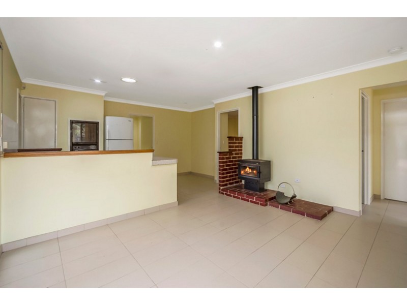 19 Solquest Way, Cooloongup WA 6168