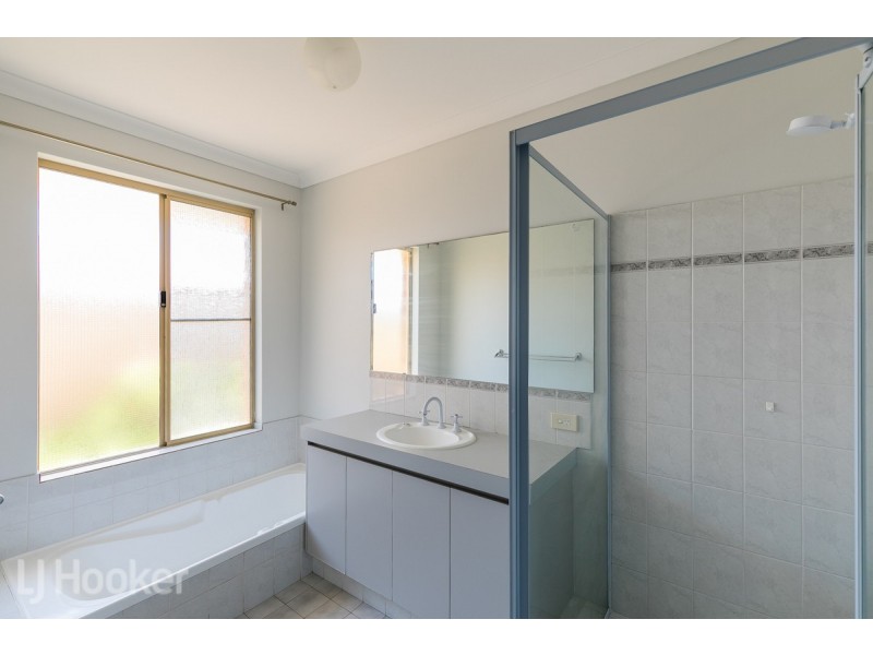 20 Avignon Retreat, Port Kennedy WA 6172