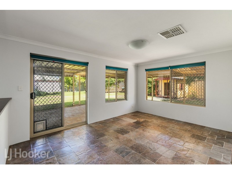 20 Avignon Retreat, Port Kennedy WA 6172