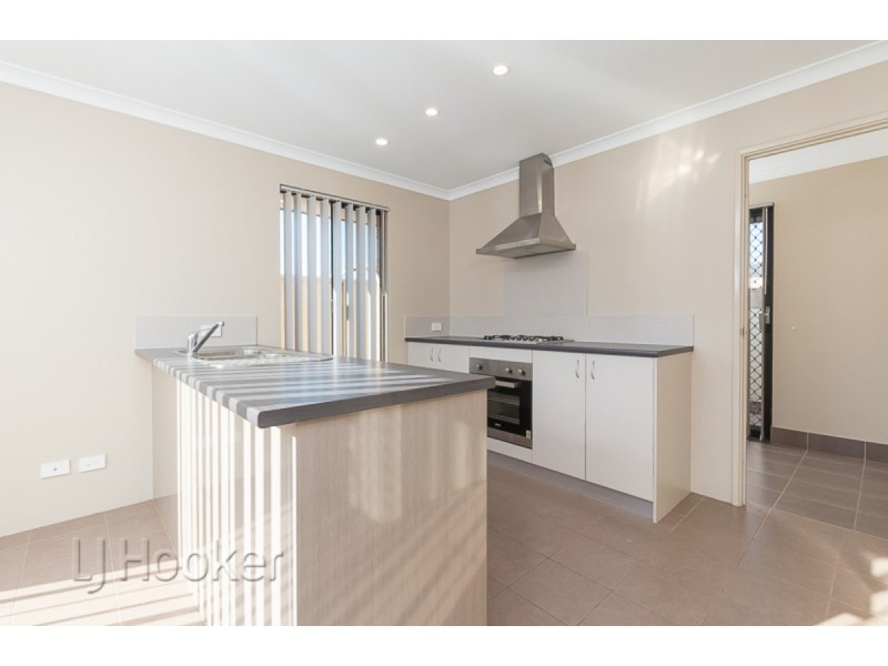 11 Sandy Terrace, Singleton WA 6175