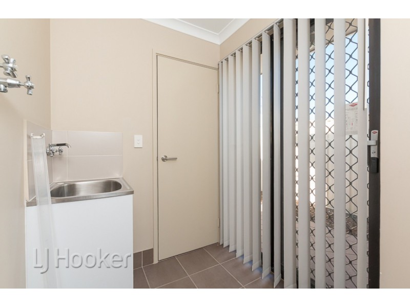 11 Sandy Terrace, Singleton WA 6175