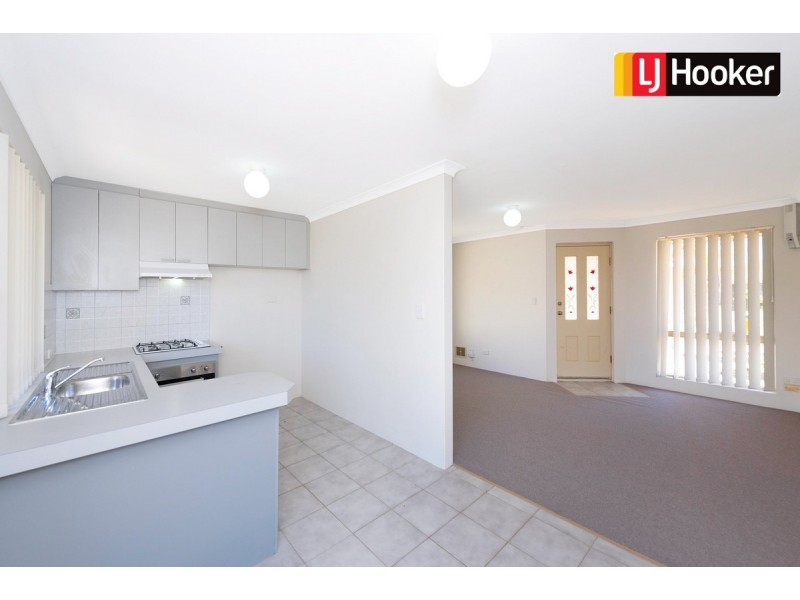 11 Pallarup Grove, Waikiki WA 6169