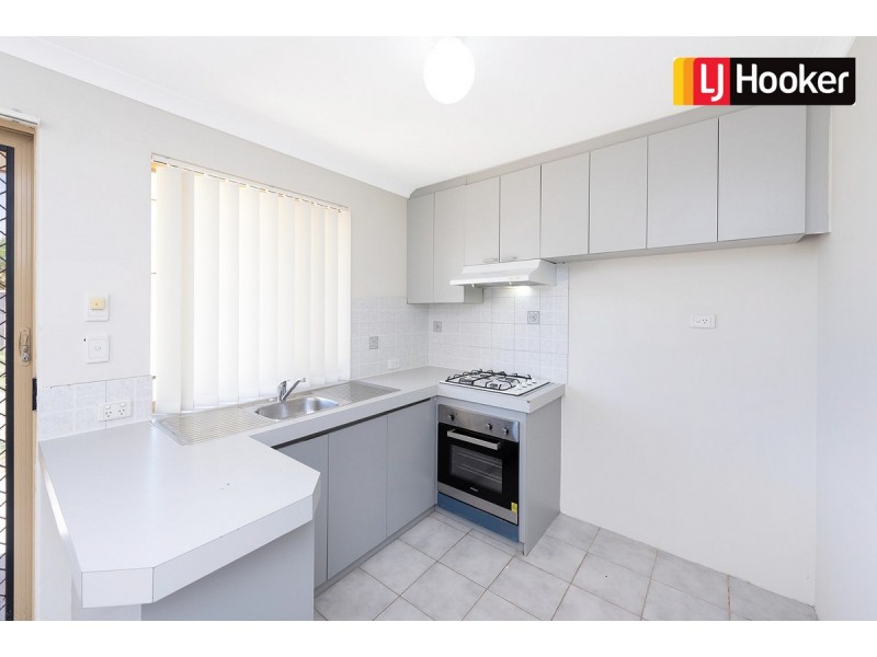 11 Pallarup Grove, Waikiki WA 6169