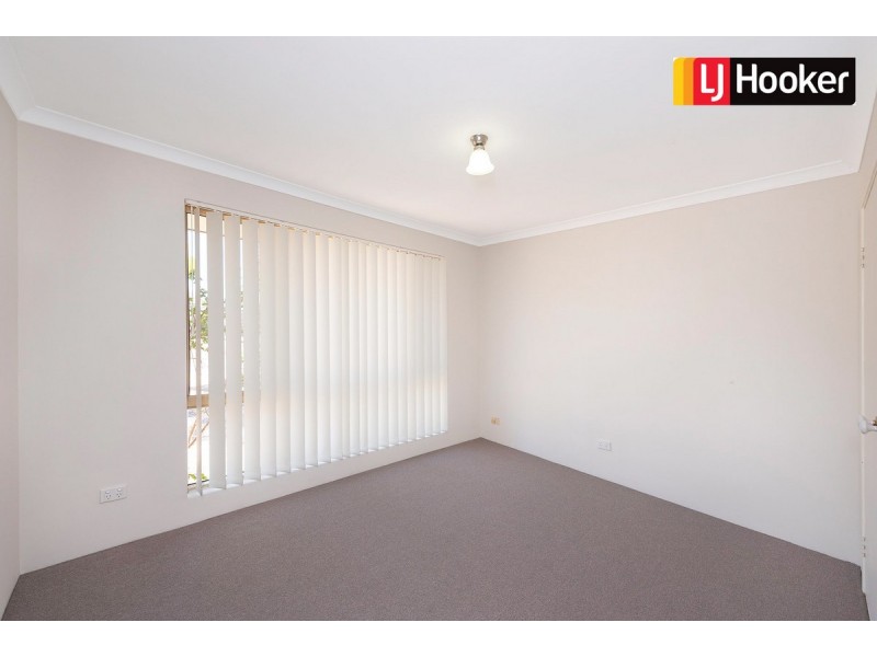 11 Pallarup Grove, Waikiki WA 6169