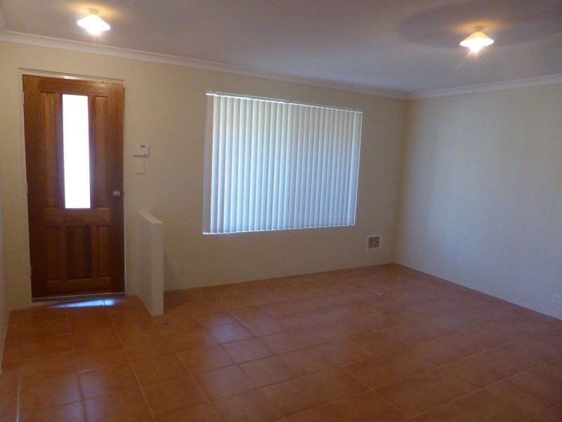 17 Toledo Circuit, Port Kennedy WA 6172