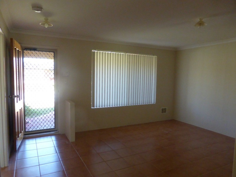 17 Toledo Circuit, Port Kennedy WA 6172