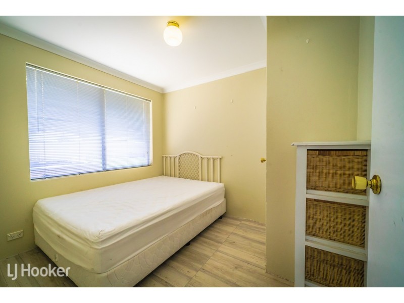 8 Ozark Place, Warnbro WA 6169