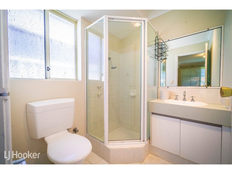 8 Ozark Place, Warnbro WA 6169