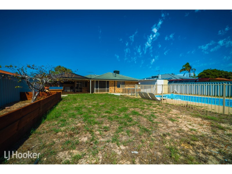 8 Ozark Place, Warnbro WA 6169
