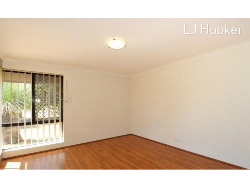 11 Grange Drive, Cooloongup WA 6168