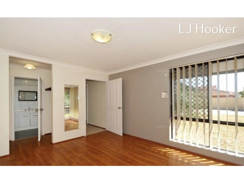 11 Grange Drive, Cooloongup WA 6168