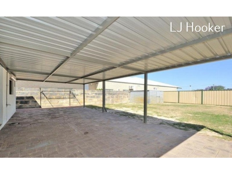 11 Grange Drive, Cooloongup WA 6168
