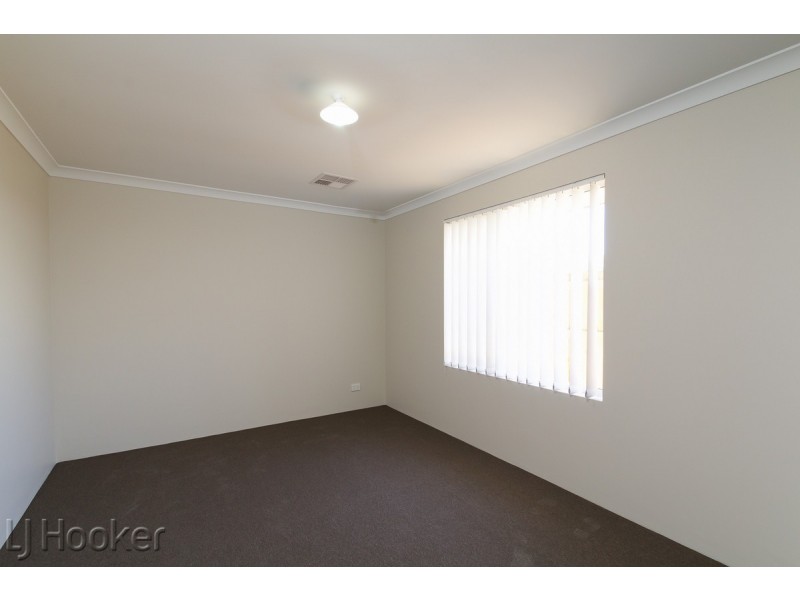 28 Sapphire Chase, Wellard WA 6170