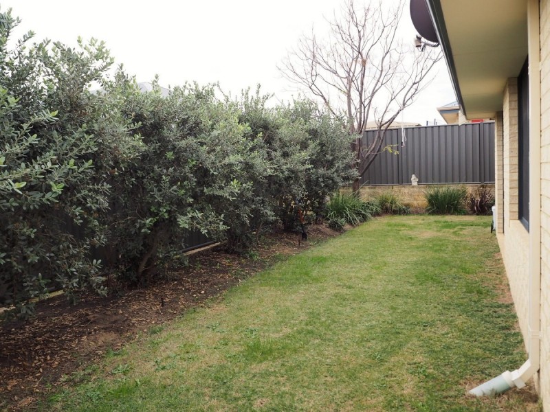 27 Mallard Way, Baldivis WA 6171