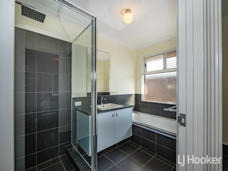 13 Dandelion Road, Karnup WA 6176