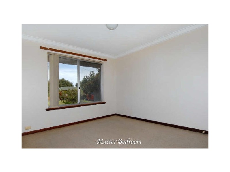 4 Ricketts Court, Rockingham WA 6168