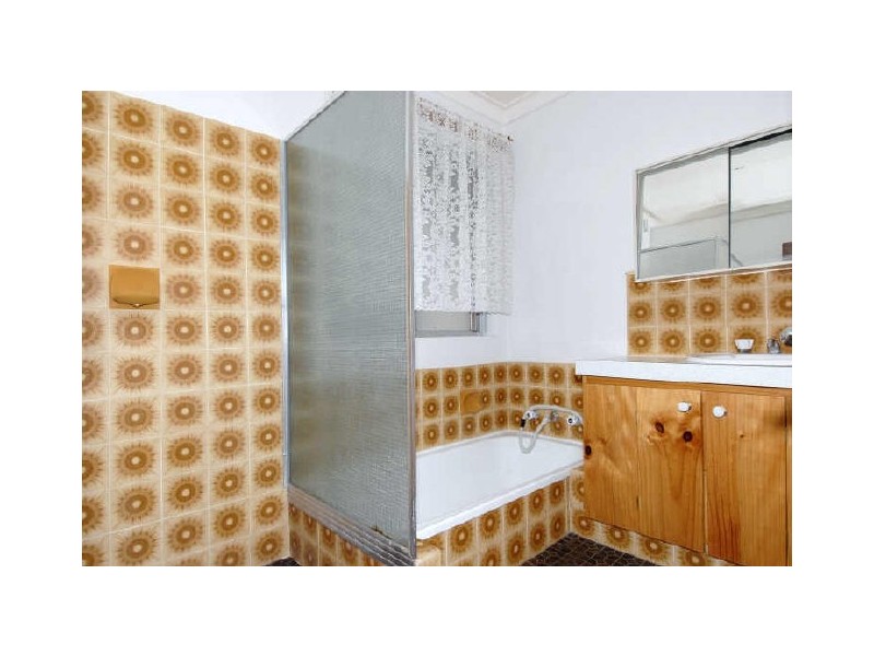 4 Ricketts Court, Rockingham WA 6168